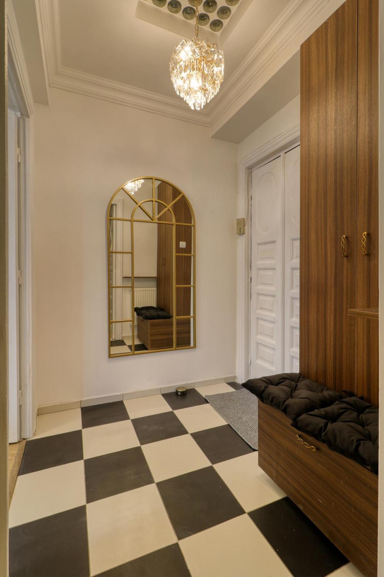 Neo-Classic Design Near Downtown Bucureşti Exterior foto